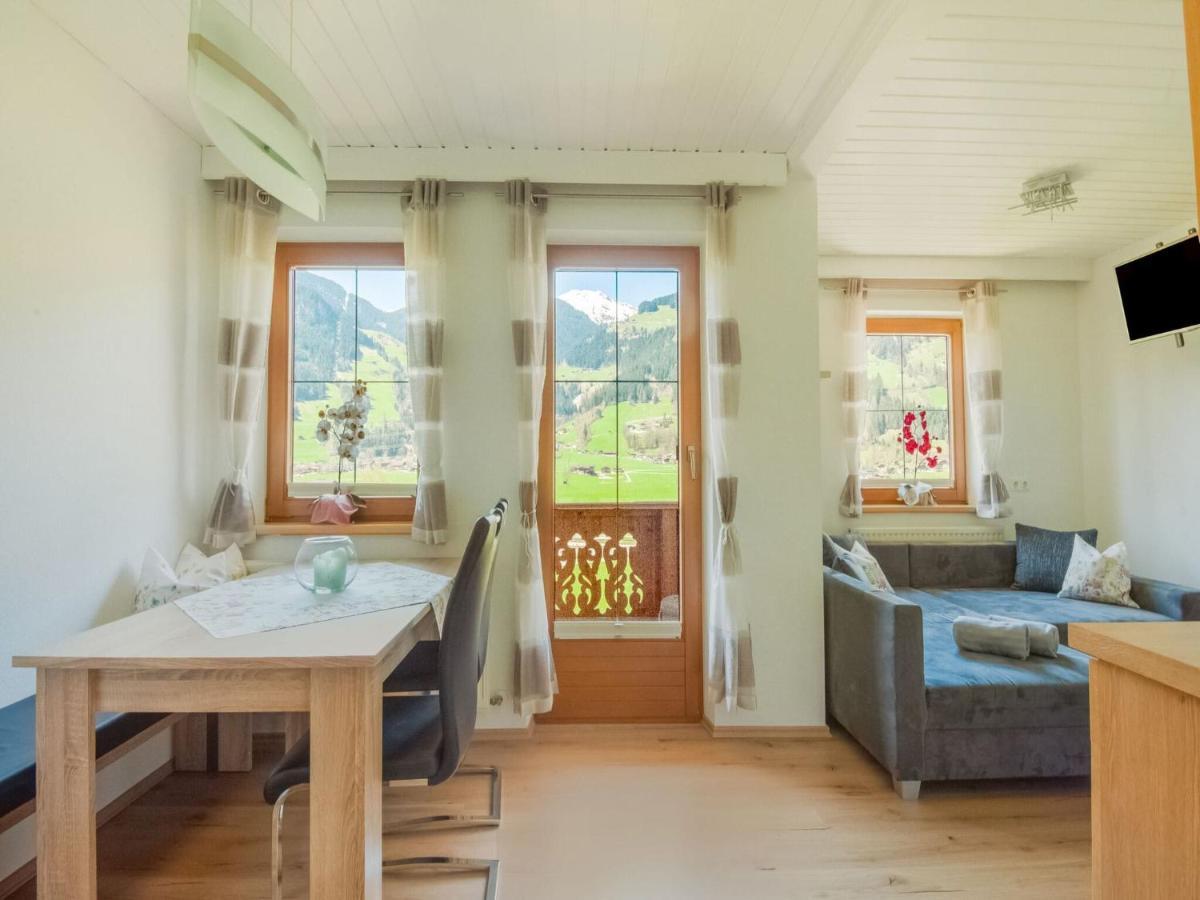 Beautiful Apartment In Ramsau With Balcony Ramsau im Zillertal Eksteriør bilde